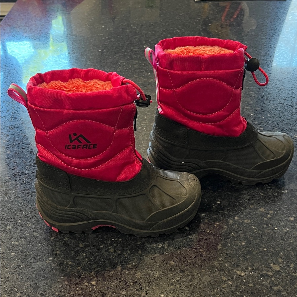 Kids Waterproof Snow Boots in Pink and Black